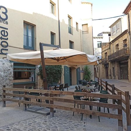 Hotel 3 Arcs Besalú Екстериор снимка